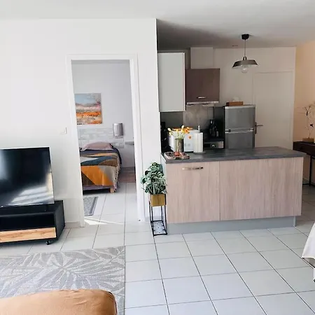 Charmante Maison Au Calme 펜션 에그모르트