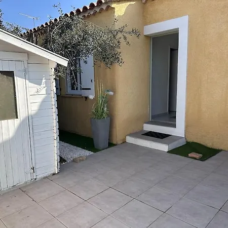 펜션 Charmante Maison Au Calme