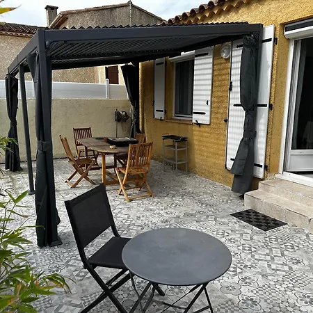 펜션 Charmante Maison Au Calme 에그모르트