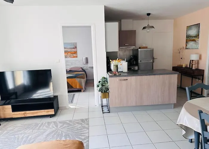 Charmante Maison Au Calme Casa de Férias Aigues-Mortes