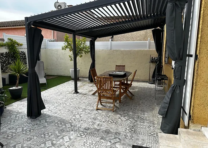 Charmante Maison Au Calme Holiday home Aigues-Mortes